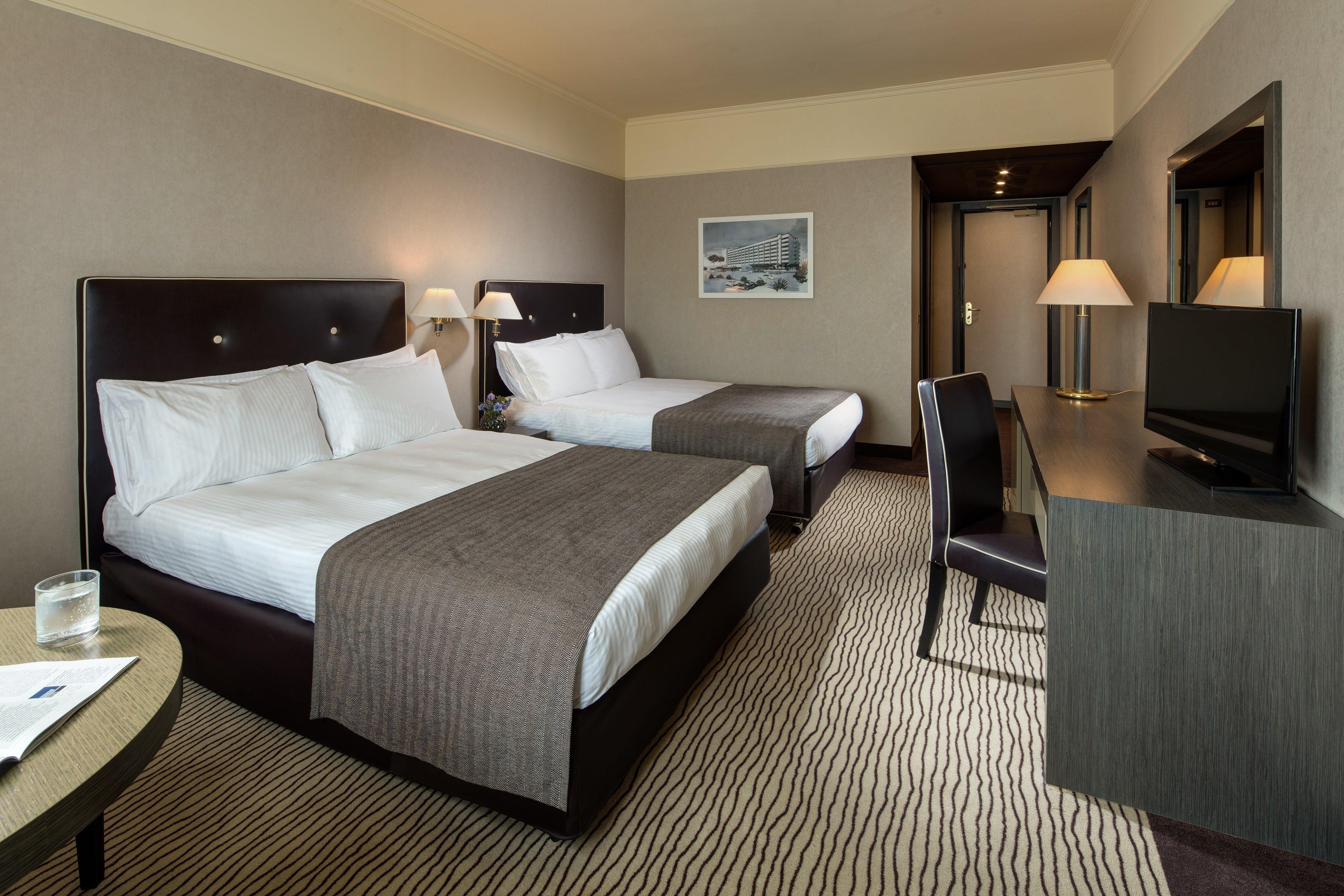 Holiday Inn Rome - Eur Parco Dei Medici By Ihg Екстер'єр фото