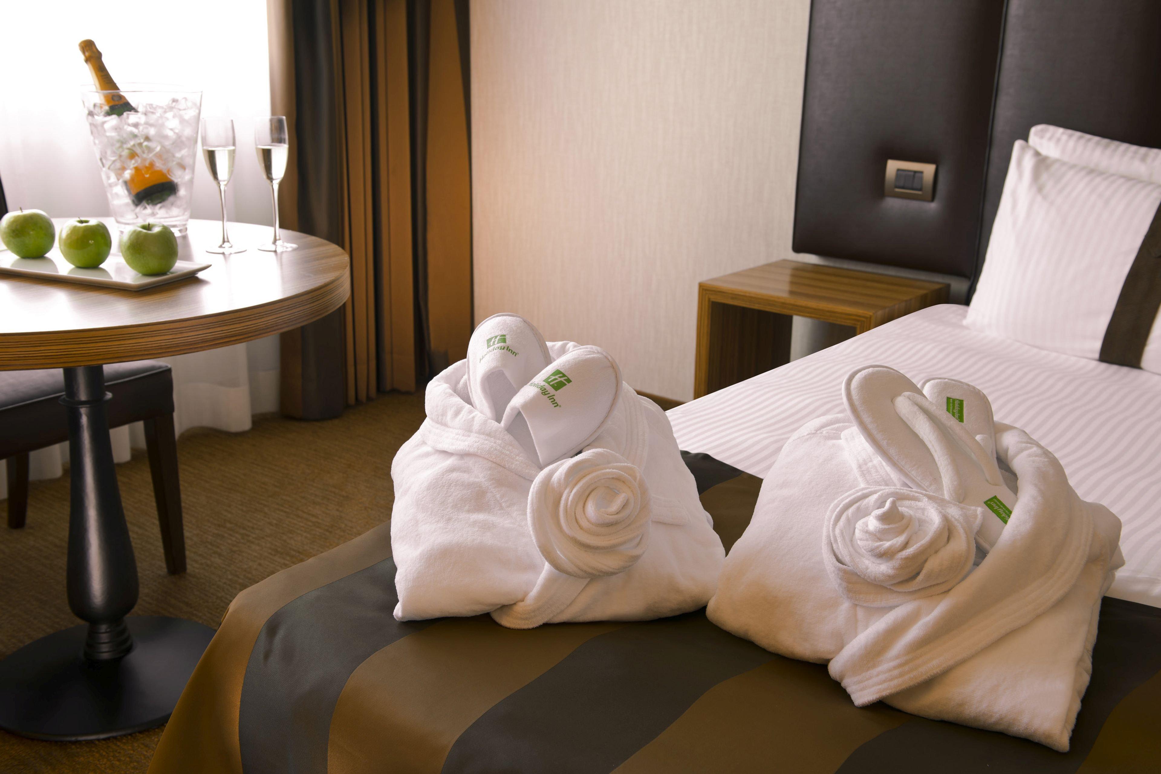 Holiday Inn Rome - Eur Parco Dei Medici By Ihg Екстер'єр фото