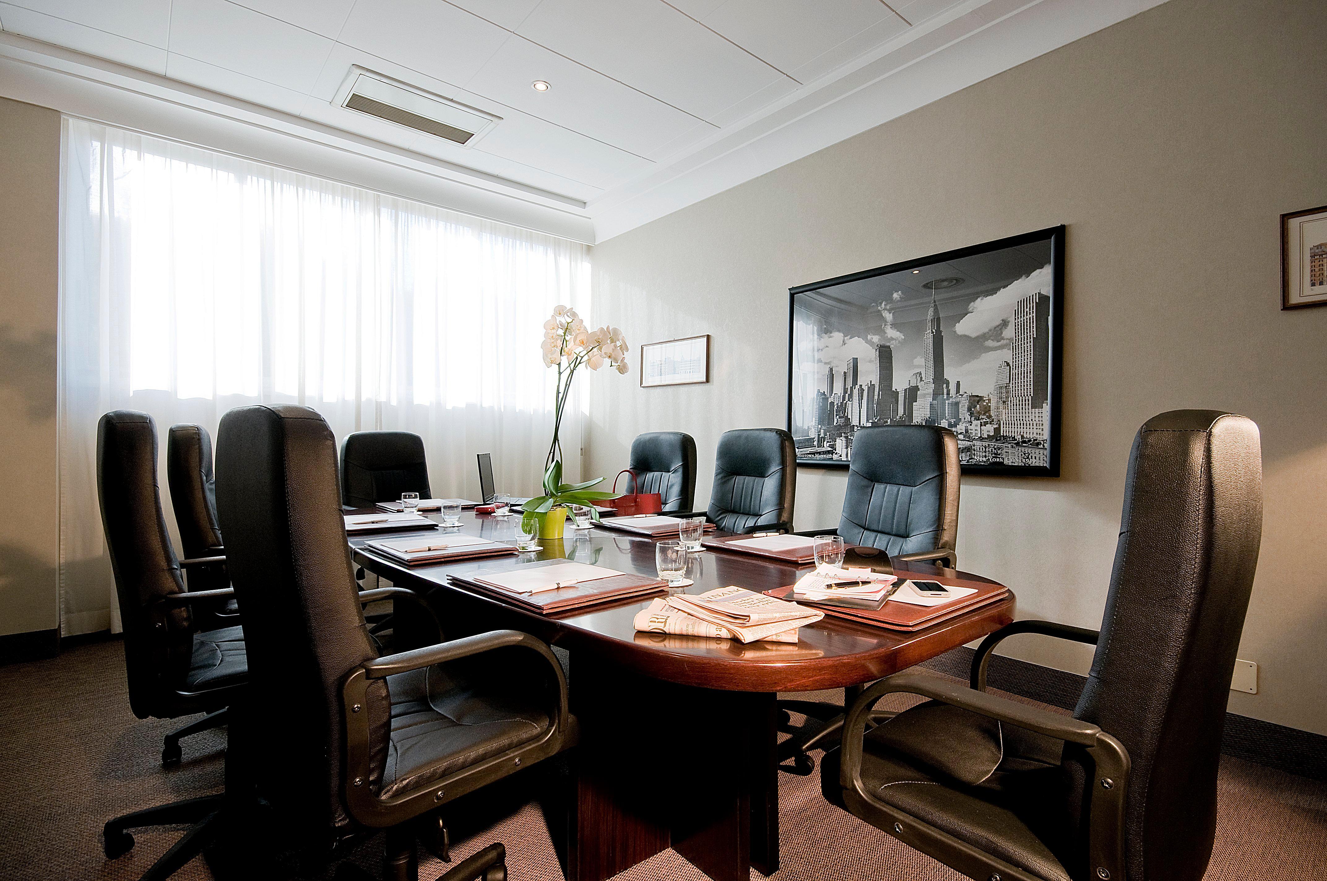 Holiday Inn Rome - Eur Parco Dei Medici By Ihg Екстер'єр фото