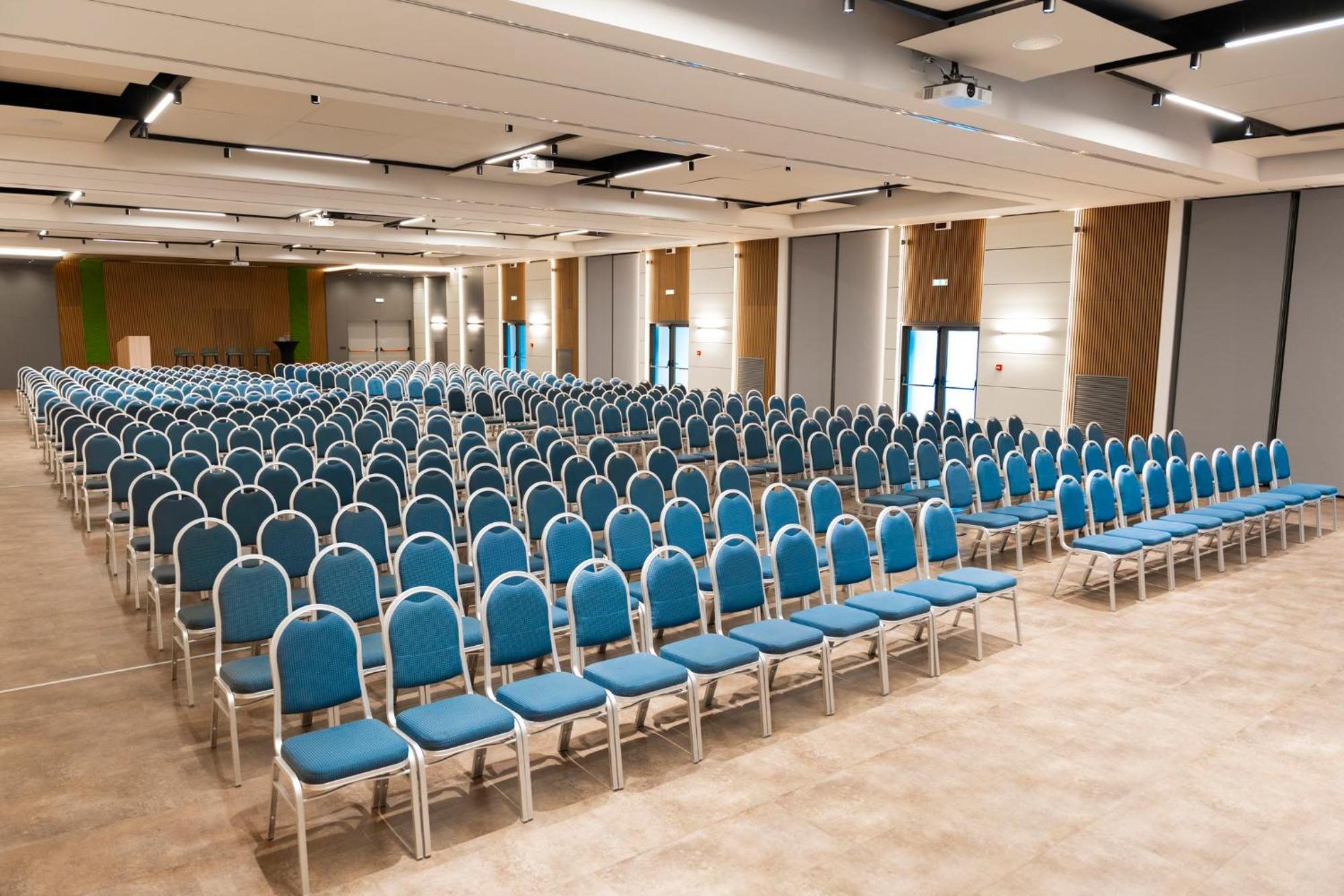 Holiday Inn Rome - Eur Parco Dei Medici By Ihg Екстер'єр фото