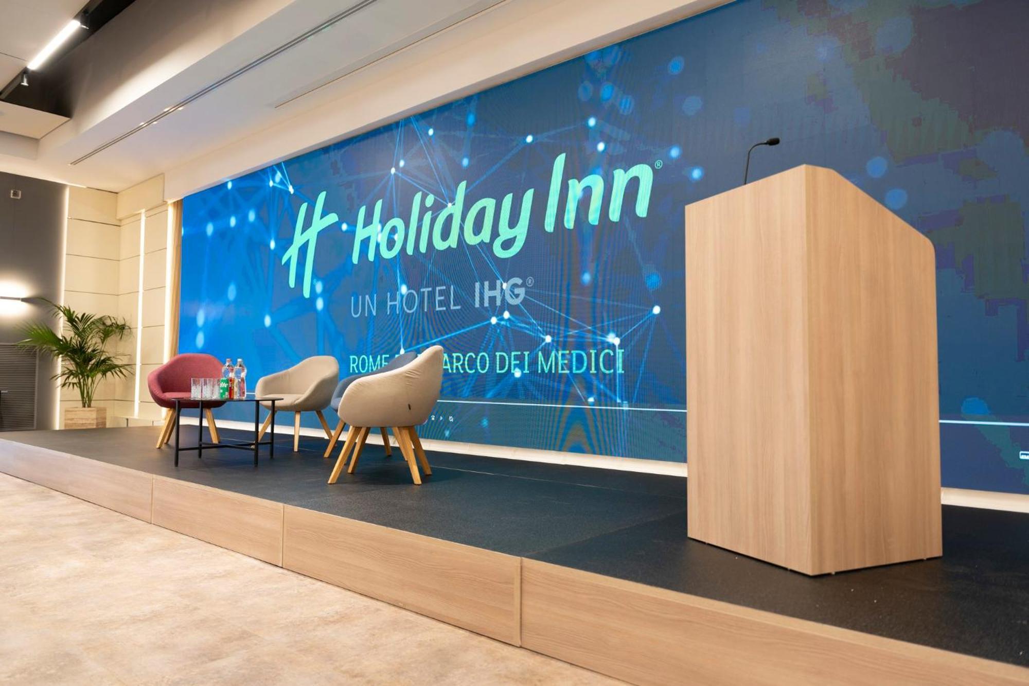 Holiday Inn Rome - Eur Parco Dei Medici By Ihg Екстер'єр фото