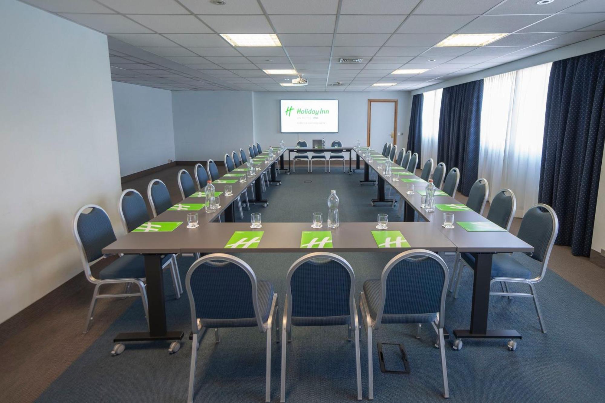Holiday Inn Rome - Eur Parco Dei Medici By Ihg Екстер'єр фото